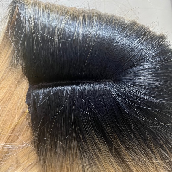 NWT- Outre Lace Part Blk Root Blonde Wig - Picture 5 of 5